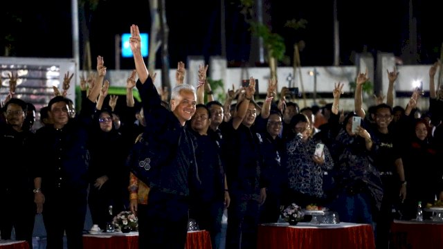 Lantik TPD-TPK se-Sulsel, Ganjar Pranowo: Ajak Masyarakat Memilih dengan Baik