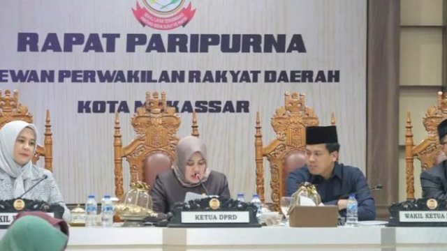 DPRD Makassar Sahkan Ranperda Pemberian Insentif dan Kemudahan Penanaman Modal