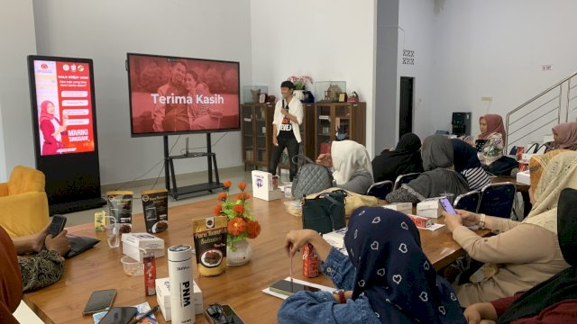 Digitalisasi Pemasaran, Peserta Batch 6 Eksposure UMKM Praktik Menyusun Konten Plan