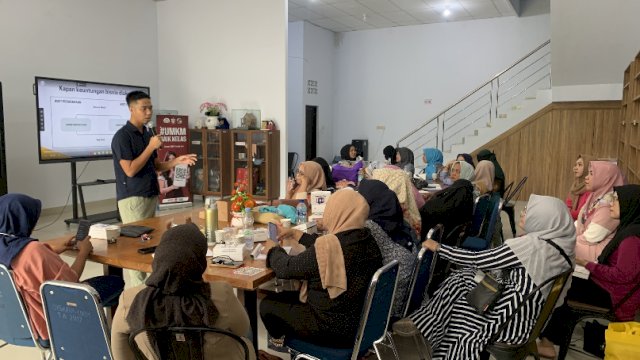 Praktik Laporan Berbasis Digital, Bekal UMKM Lorong Makin Cakap Kelola Keuangan