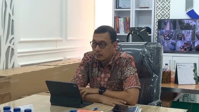 Kementerian PPN/Bappena Lakukan Verifikasi Data-Wawancara Terhadap DPMPTSP Makassar