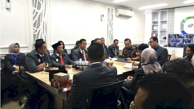 BPSDM Jawa Timur Studi Lapangan PKA di Kantor DPMPTSP Makassar