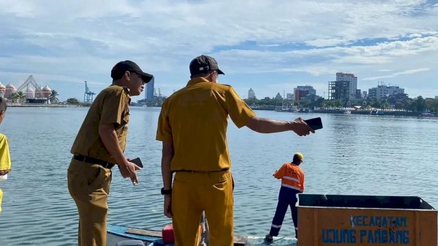 Pemerintah Kecamatan Mariso Turunkan Satgas Bersihkan Area CPI Makassar