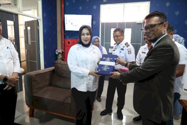 Kadisdag Arlin Terima Kunjungan Silaturahmi Wawali Fatmawati Rusdi