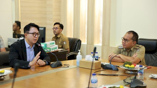 Danny Pomanto Jajaki Kerja Sama Smart Street Lighting Project&nbsp;