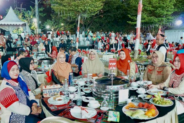 Ketua TP PKK Takalar Hadiri Opening Ceremony Peringatan HUT Sulsel ke-354