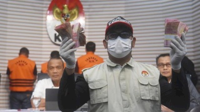 KPK Geledah Kejari Bondowoso.(F-INT)