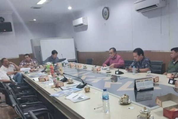 Merugi, Komisi B DPRD Makassar Sarankan Wali Kota Ganti Dirut PD Pasar 