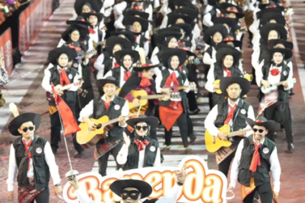 Meriahkan HUT Ke-416 Kota Makassar, Bapenda Gelar Karnaval Budaya