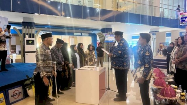 Bupati Maros Chaidir Syam Beri Penghargaan Pada Perpustakaan Desa: Ini Bentuk Kalian Menyayangi Masyarakat