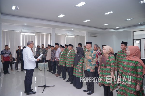 Basmin Mattayang Lantik Pengurus FKUB Kabupaten Luwu