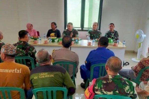 Camat Sangkarrang Dampingi Dandim Makassar Letkol Inf Lizardo Gumay Kunjungan di Wilayahnya