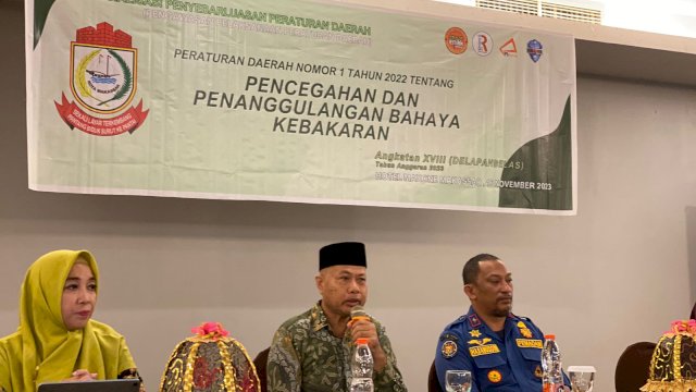 Anggota DPRD Makassar Abdul Wahid Edukasi Masyarakat Cara Pencegahan dan Penanggulangan Bahaya Kebakaran