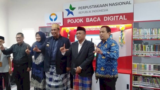 Bupati Maros Chaidir Syam Resmikan Pojok Baca Digital