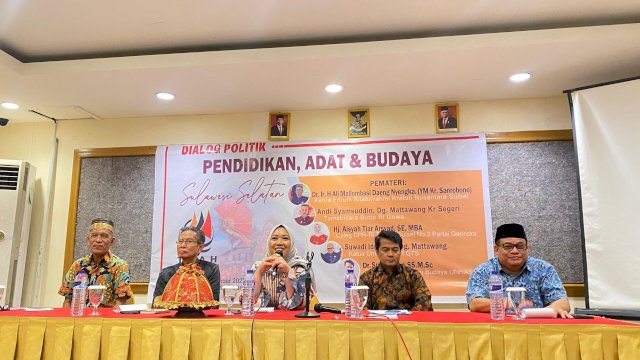 Bakal Perjuangkan Isu Adat dan Budaya Sulsel, Aisyah Tiar Arsyad Diberi Gelar Daeng Takontu