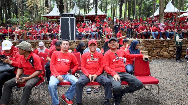 Camat Alamsyah Bareng Lurah se-Kacamatan Tallo Hadiri Family Gathering Pemkot Makassar