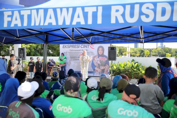 Wabendum NasDem Fatmawati Rusdi Beri Semangat Pengemudi Ojol Perempuan di Momentum Hari Ibu Nasional