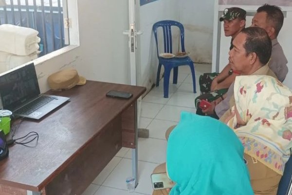 Camat Ramli Lallo Bersama Jajaran Hadir Secara Virtual Peresmian Kontainer Terpadu Makassar