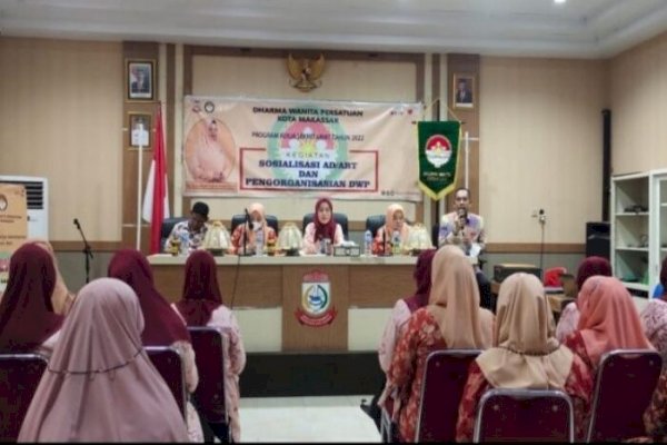 Camat Ramli Lallo Buja Sosialisasu AD/ART Pengurus DWP