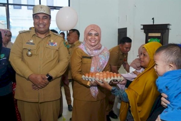 Tekan Angka Stunting, Bupati Chaidir Syam dan Wabup Maros Suhartina Bohari Jadi Orangtua Asuh