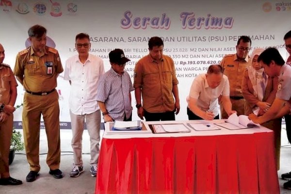Camat Andi Salman Turur Hadiri Penyerahan PSU di Kompleks Perumahan Aspuri Tello