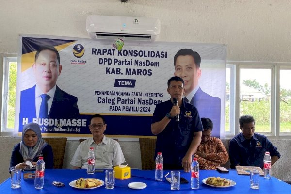 Pimpin Konsolidasi, Sahiruddin Ingatkan Caleg NasDem Maros Harus Solid Menangkan Pemilu 2024