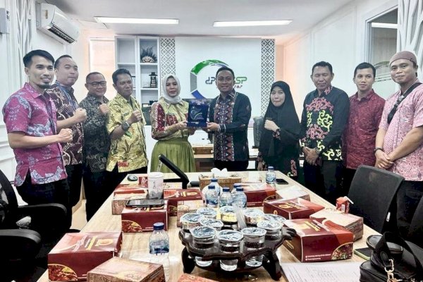 DPMPTSP Kendari Kunjungi Makassar, Diskusi Masalah Startegi Investasi