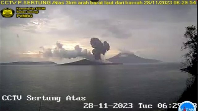 Gunung Anak Krakatau Kembali Erupsi 