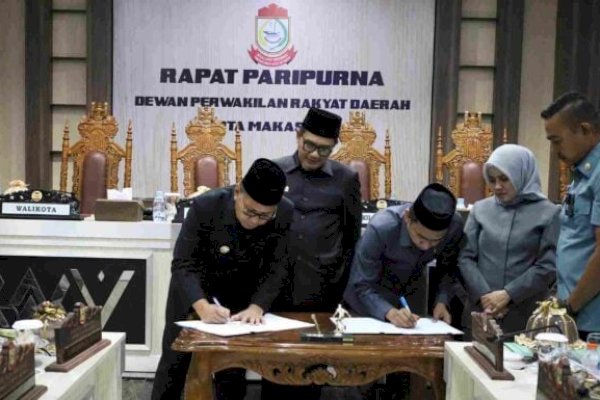 DPRD dan Pemkot Makassar Tetapkan APBD 2024 Rp5,73 Triliun