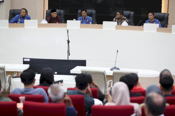 Makassar Tuan Rumah Seminar Agama-Agama PGI ke 38, PJ Sekda Firman Pagarra : Rawat Persatuan Umat Untuk Perdamaian