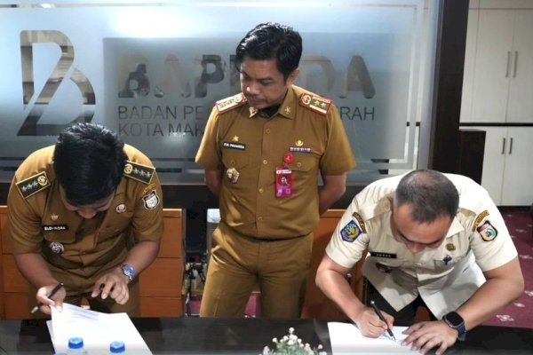 Didampingi Firman Pagarra, Bapenda Makassar Gelar Serah Terima Jabatan