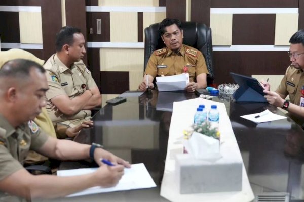 Firman Pagarra Pimpin Rakor Pelaksanaan Tugas-Fungsi Bapenda Makassar Tahun 2024
