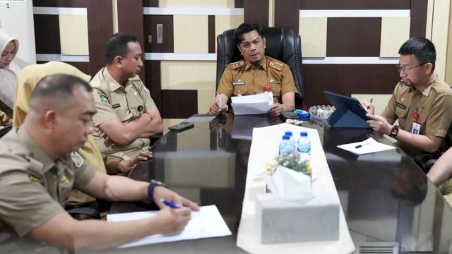 Firman Pagarra Pimpin Rakor Pelaksanaan Tugas-Fungsi Bapenda Makassar Tahun 2024