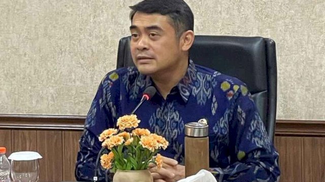 Diduga Rasis ke Muslimah, Senator Bali Arya Wedakarna Dilaporkan ke Polisi