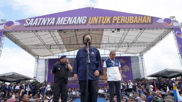 Kampanye Akbar di Bandung, Surya Paloh: Demokrasi Tidak Boleh dirusak oleh Siapapun