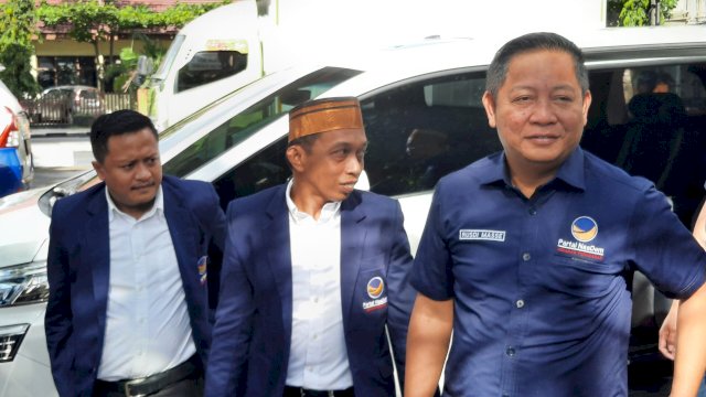 Ketua DPW Partai NasDem Sulsel Rusdi Masse bersama Sekretaris DPW Syaharuddin Alrif.