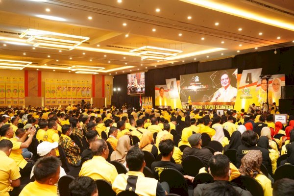 Ketum Golkar Airlangga Minta DPD I Pertahankan Kemenangan di Sulsel