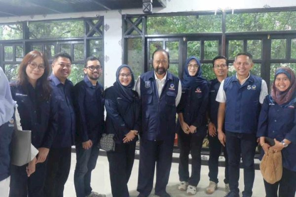 Berkunjung ke Makassar, Ini Pesan Surya Paloh ke Caleg NasDem Rezki Lutfi