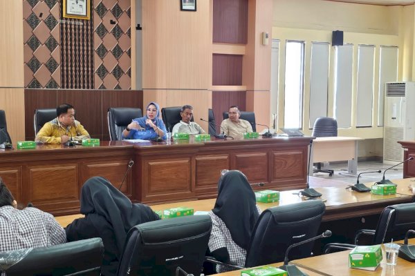Andi Ina Beri Motivasi SMA Metro School: Kita Perlu Edukasi Generasi Emas Menuju 2045