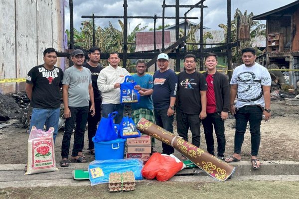 Bergerak Demi Kemanusiaan, RMS Community Pinrang Gerak Cepat Bantu Korban Kebakaran di Mattiro Deceng