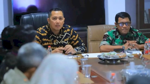 Selesaikan Konflik, Camat Husni Pertemukan Warga dengan Pelaku Usaha Bernyanyi MaterPiace
