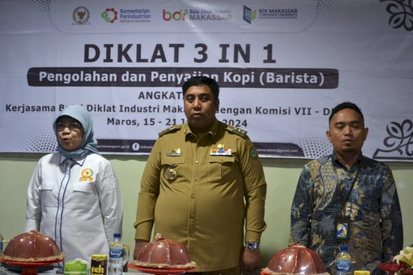 Pemkab Maros Gandeng Balai Diklat Industri Makassar Adakan Pelatihan Vokasi Industri Berbasis 3 in 1