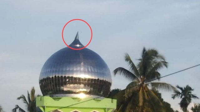 Pencuri Gasak Hiasan Kubah Masjid dari Emas Seharga Rp 3 Miliar di Pulau Buru