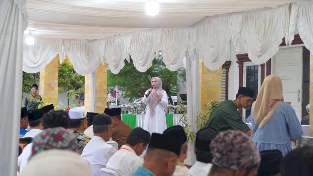 Ketua DPRD Sulsel Andi Ina Kartika Sari Buka Puasa Bersama dengan Keluarga Kerukunan Daerah Barru.