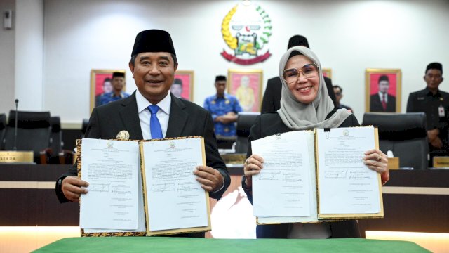 Pj Gubernur Sulsel Bahtiar Baharuddin Bersama Ketua DPRD Sulsel Andi Ina Kartika Sari.