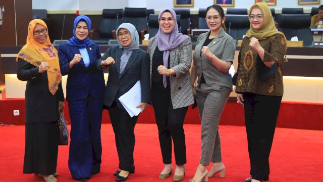 Kaukus Perempuan Parlemen Sulsel (Foto: Humas DPRD Sulsel).