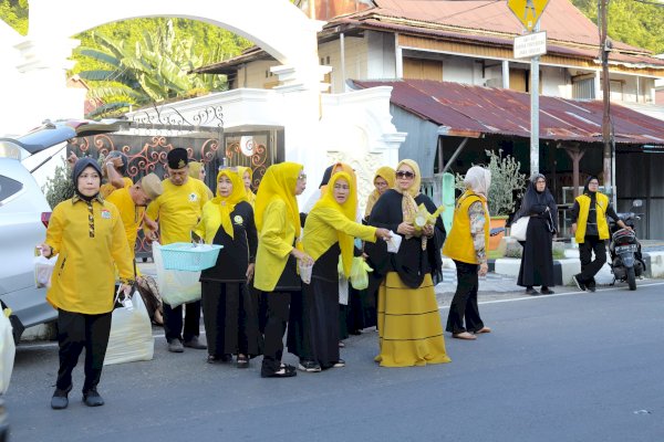 Golkar Parepare Gelar Syukuran Berbagi Sembako dan Takjil