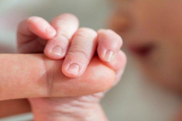 Diduga Ada Kelalaian, Ibu dan Bayi di RSUD Larantuka Meninggal saat Melahirkan