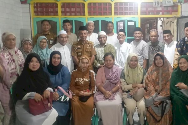 Manfaatkan Ramadhan 1445, Camat Nimrod Bersama Jajaran Silaturahmi dengan Masyarakat Wajo