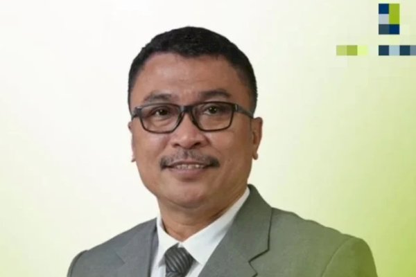 Mantap! Dirut Bank Sulselbar Yulis Suandi Masuk Jajaran Top 100 CEO 2023 versi Infobank